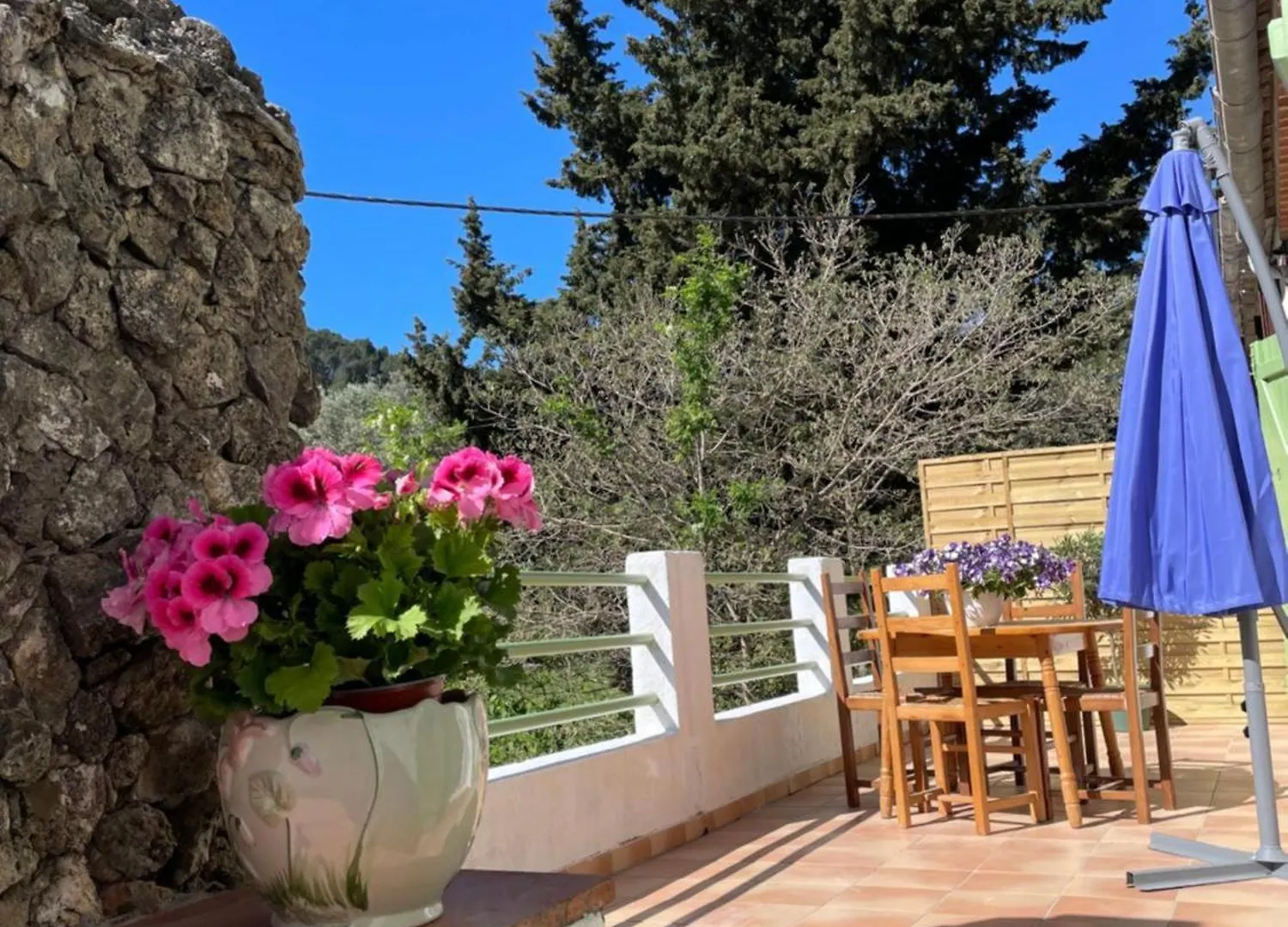 Maison La Naronne Bandol 0*,