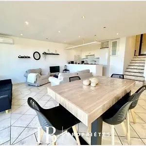 Clos Armand, Tout à Pieds, Clim, Wifi, Parking Appartement